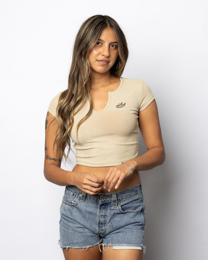 LADIES SCOOP NECK WING WHEEL CROP TEE - Espinoza's Leather
